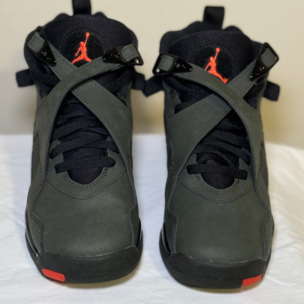 Jordan 8 Retro Take Flight